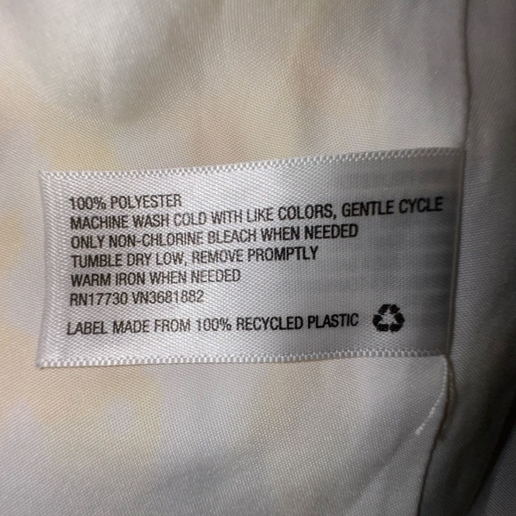 LILLY PULITZER Target Yellow white Pineapple Punch rope w gold trim tank sz Med - Picture 8 of 11